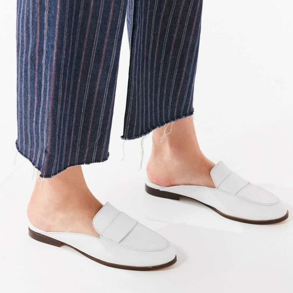 Urban Outfitters Shoes - Urban Outfitters Jules Round Toe Slip On Mule